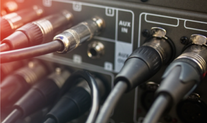 Conector de señal de comunicación