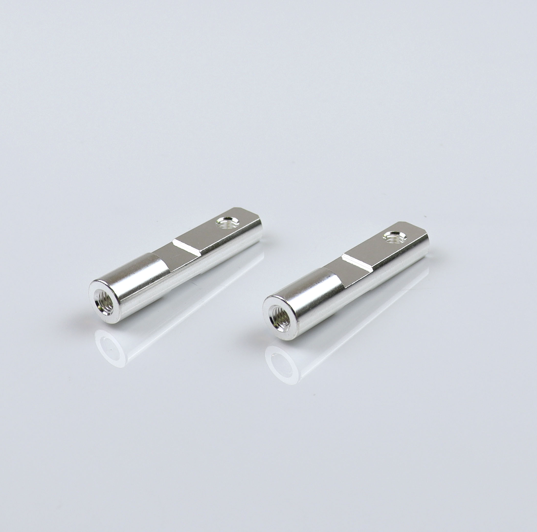 Conector de CA portátil con diseño de piezas perforadas CNC, conector CC para puerto de Carga de coche eléctrico, hogar